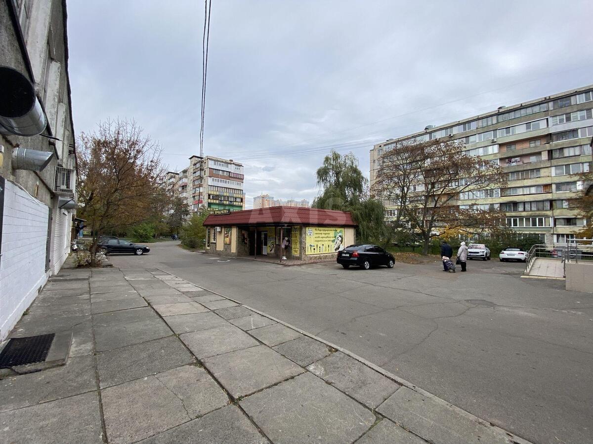Trade object prov. Mins'kyj 4Б, 72m2569889