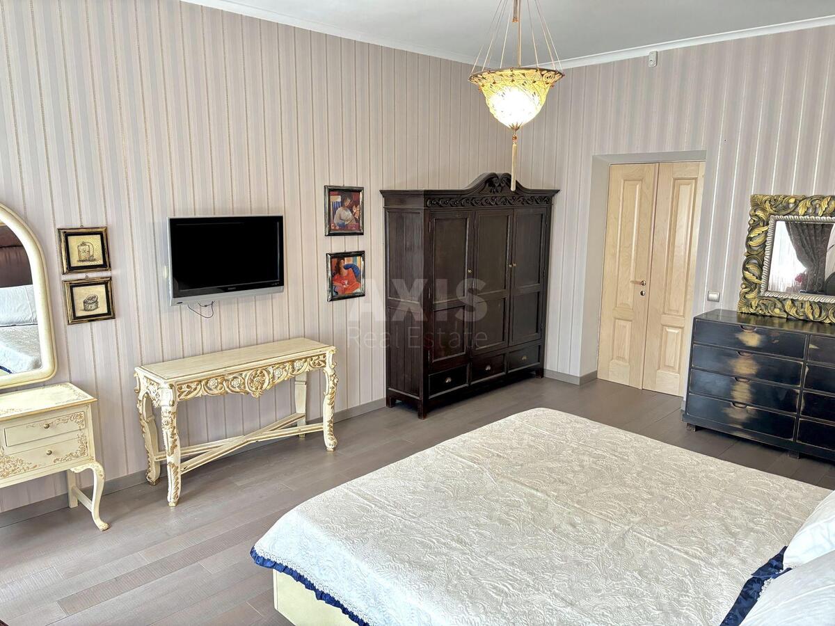 2k apartment vul. Instytuts'ka 24/75
