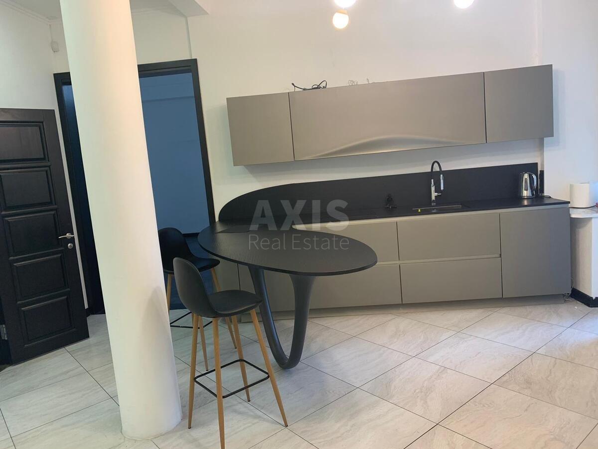 Office vul. Velyka Vasyl'kivs'ka 43, 98m262480