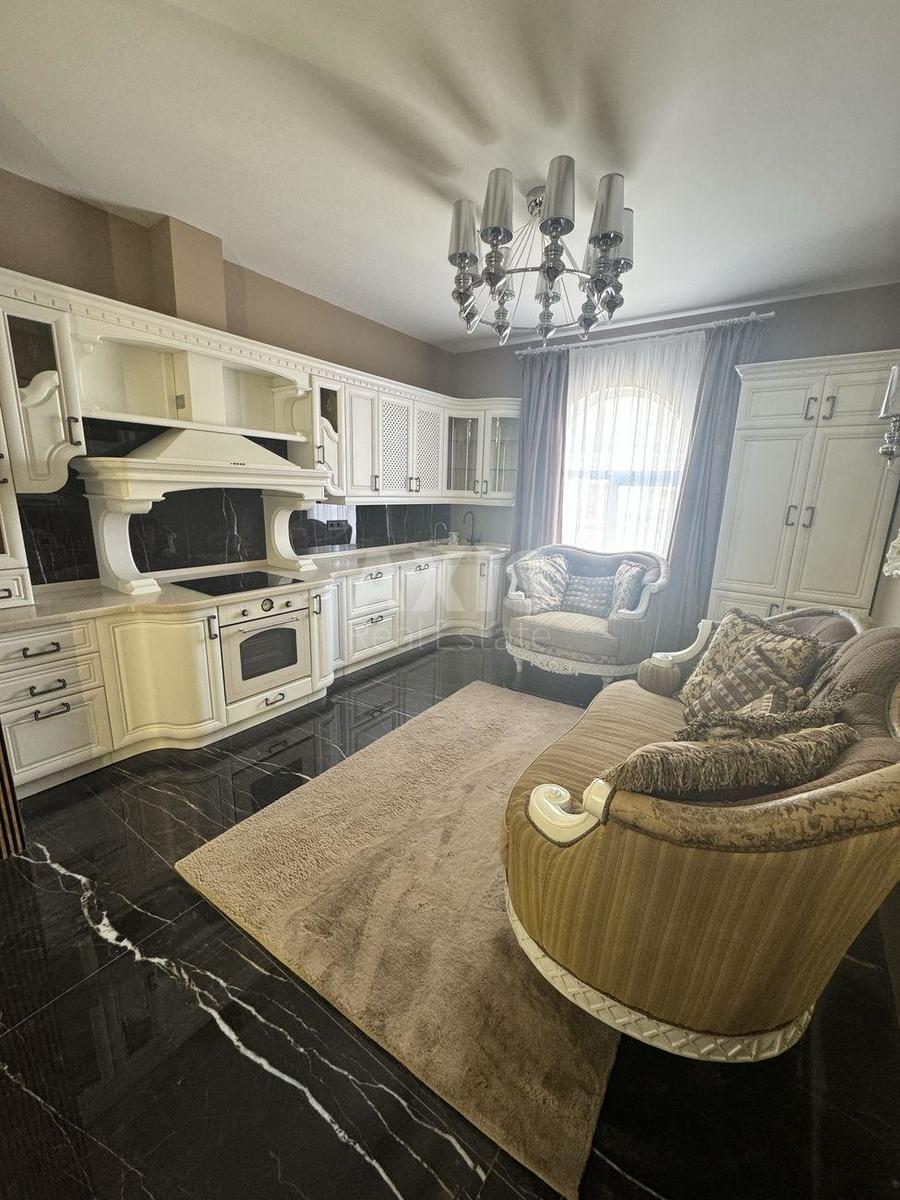 3k apartment vul. Mala Zhytomyrs'ka 10
