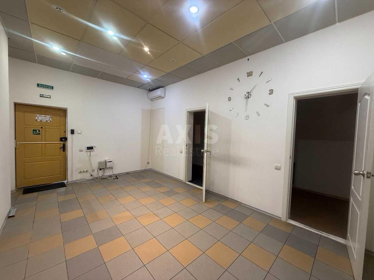 Office vul. Sverstjuka Jevgena 2Б, 362m26241515