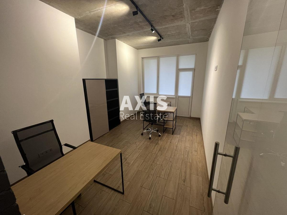 Office vul. Vasylya Tyutyunnyka , 102m2463164