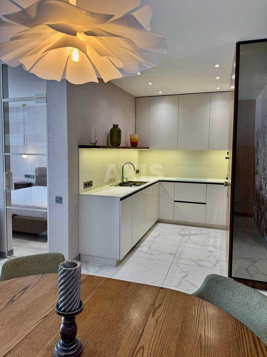 2k apartment vul. Rybalka Marshala 5Б0