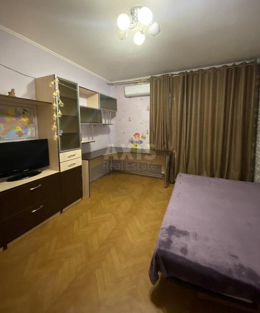 3k apartment vul. Raduns'ka 5Б2