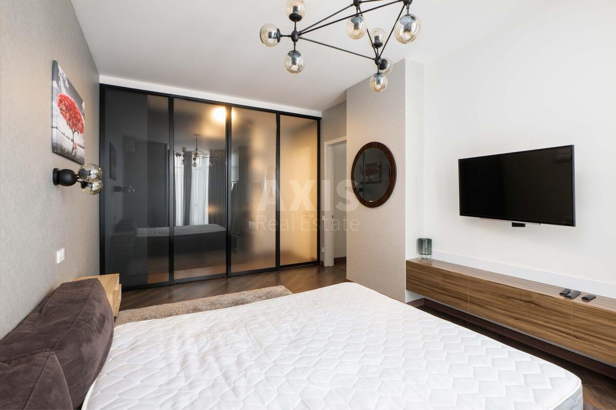 3k apartment vul. Strutyns'kogo Sergija 27