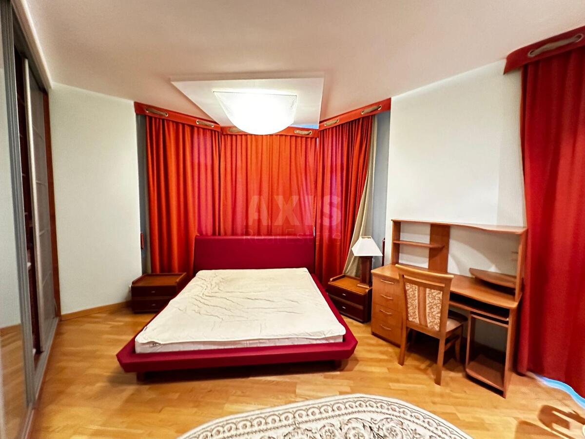 3k apartment vul. Jevgena Konoval'cja 36Б3