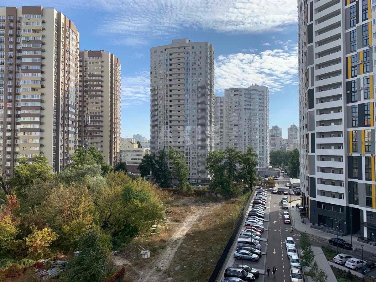 1k apartment vul. Mykil's'ko-Slobids'ka 105