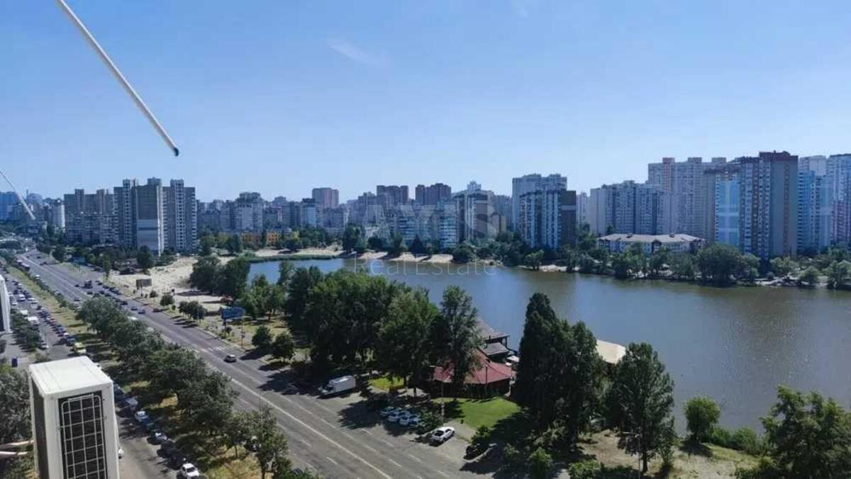 2к квартира ул. Ревуцкого 512
