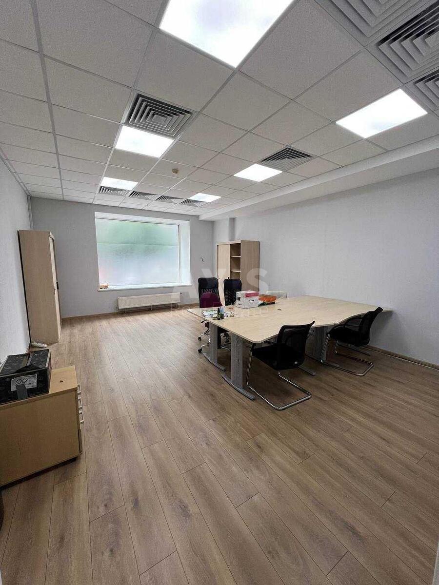 Office vul. Vozdvyzhens'ka 45, 199m2