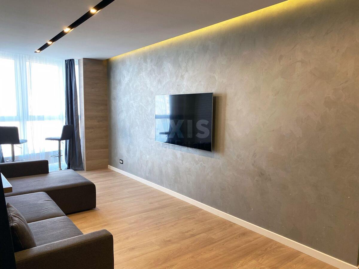 3k apartment vul. Dragomanova 2Б2