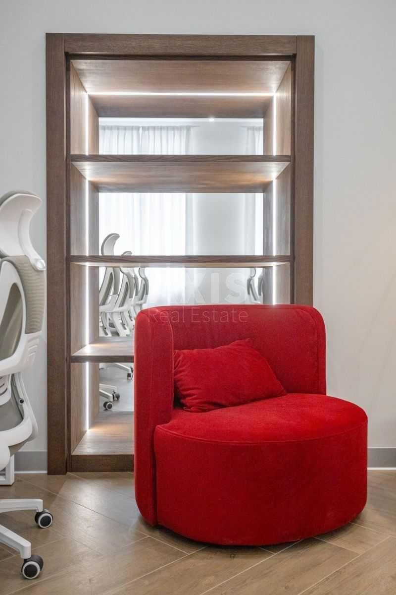Office vul. Bul'varno-Kudrjavs'ka 51, 135m24