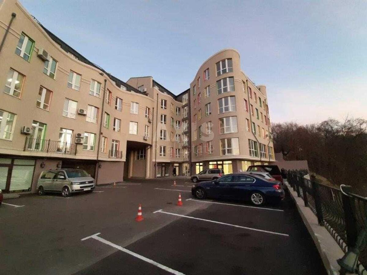 Об'єкт торгівлі вул. Володимирська 40/2, 25м2