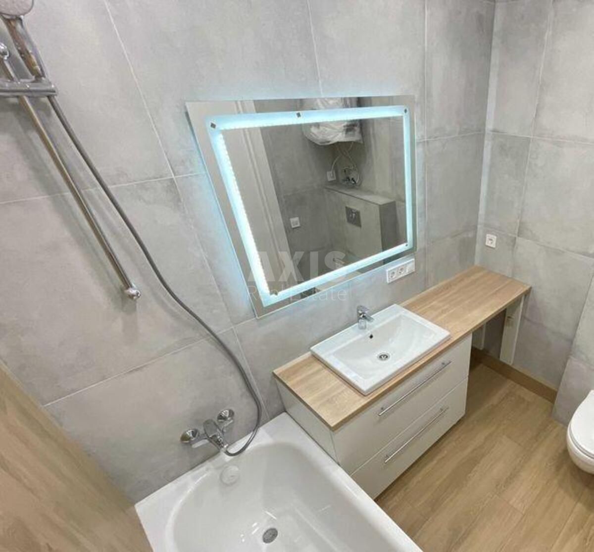 1k apartment vul. Myhajla Maksymovycha 284