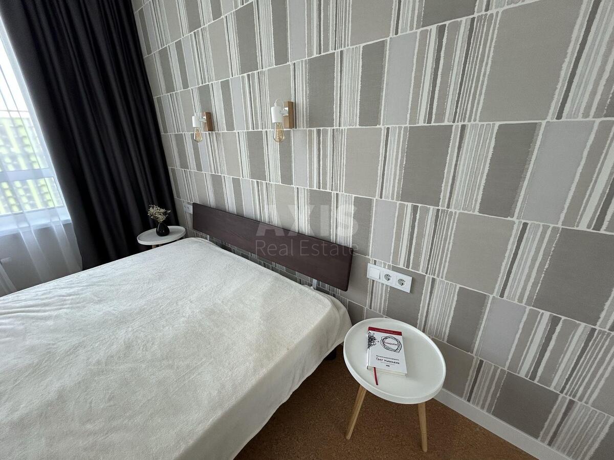 2k apartment nab. Dniprovs'ka 15567137