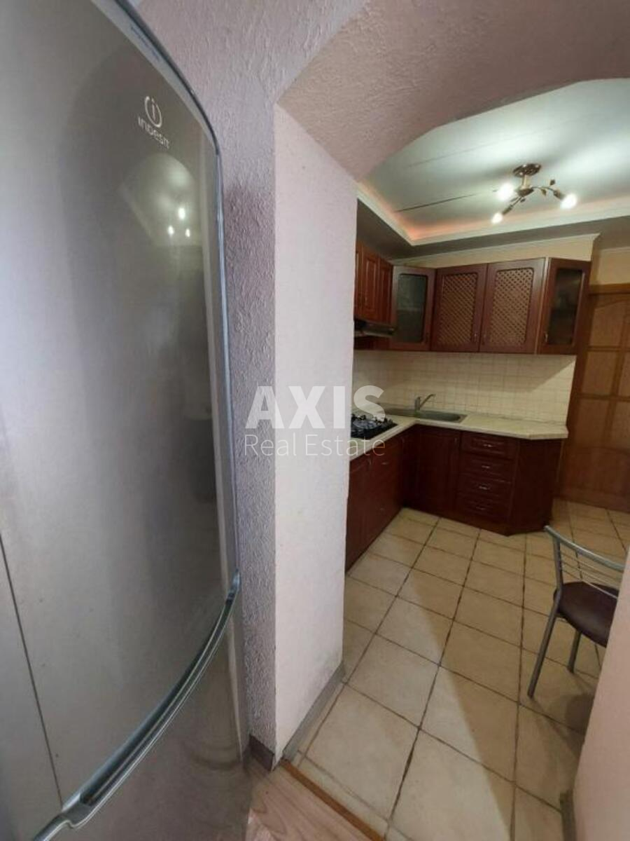 1k apartment vul. Kashtanova 113