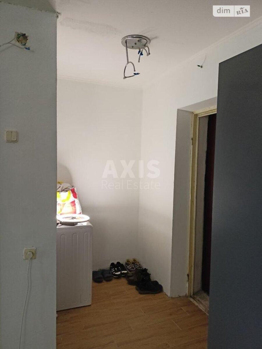 1k apartment vul. Alma-Atyns'ka 64А6