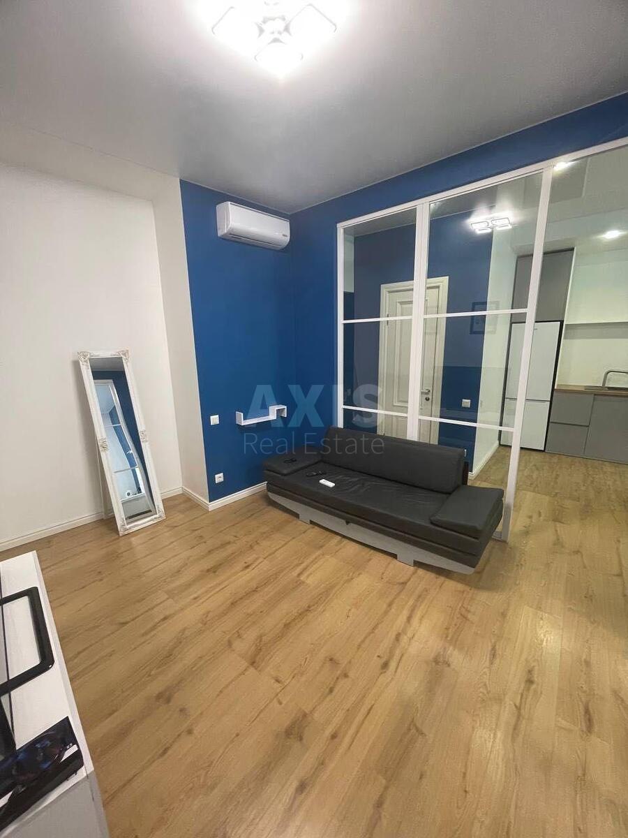 2k apartment vul. Vasylya Tyutyunnyka 28А619152