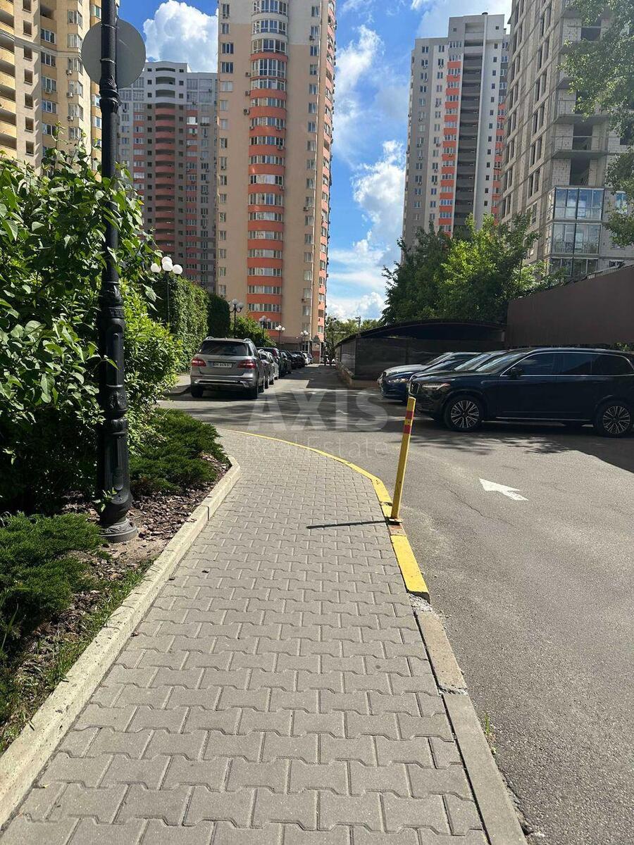 Объект торговли ул. Михаила Максимовича 3Д, 85м2576551