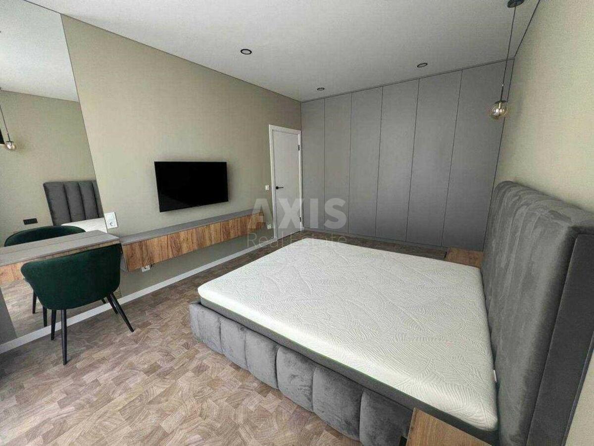 1k apartment nab. Dniprovs'ka 15Ж1
