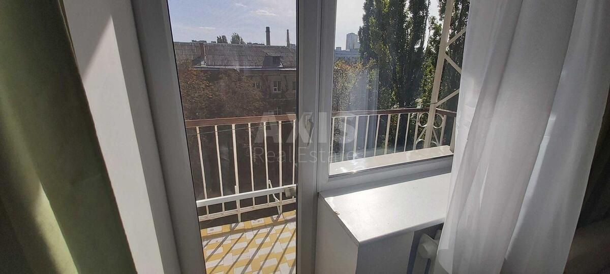 1k apartment vul. Vyborz'ka 879
