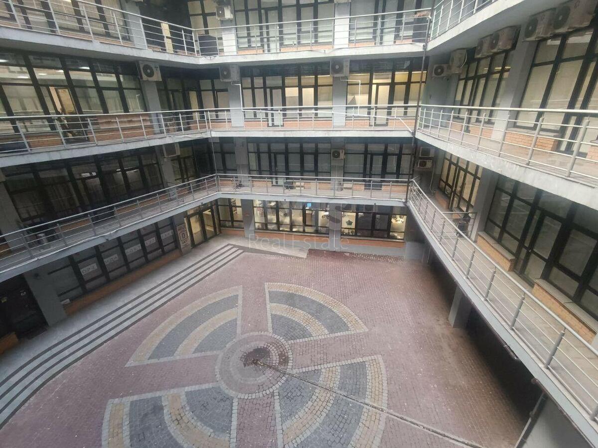 Office vul. Jevgena Konoval'cja 36Д, 163m25787012