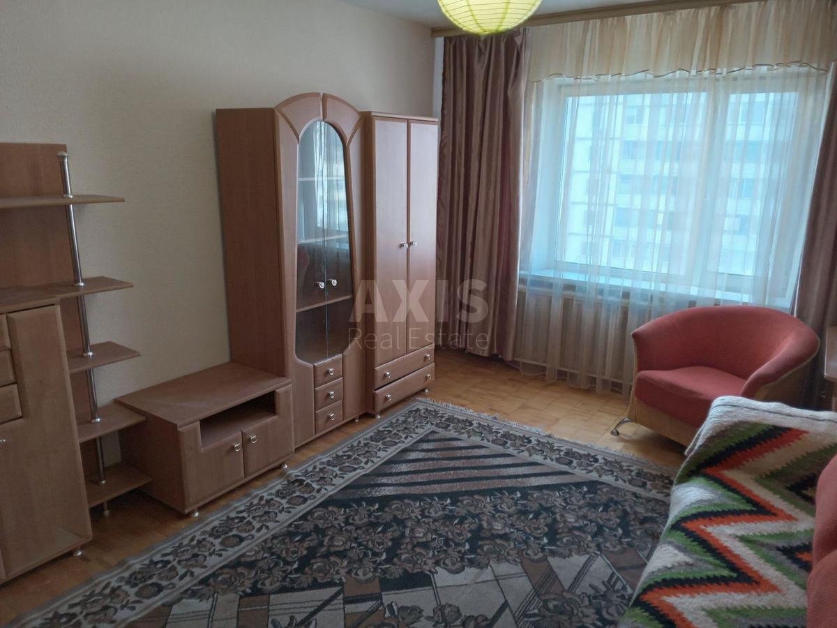 2k apartment vul. Oleksandra Olesja 174