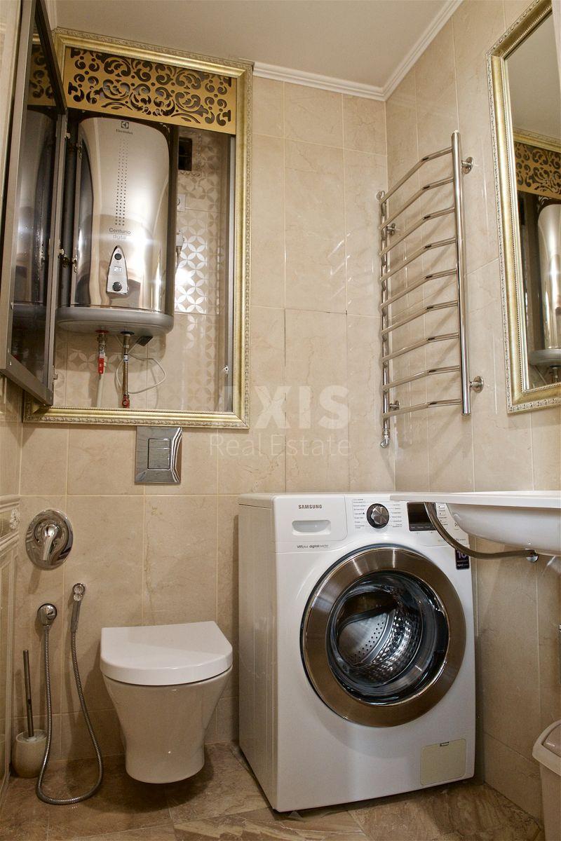 3k apartment vul. Urlivs'ka 23Б9