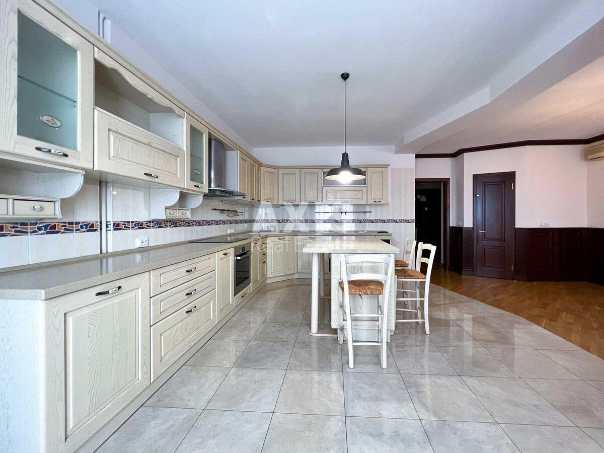 4k apartment vul. Kudrjavs'ka 13/19540851