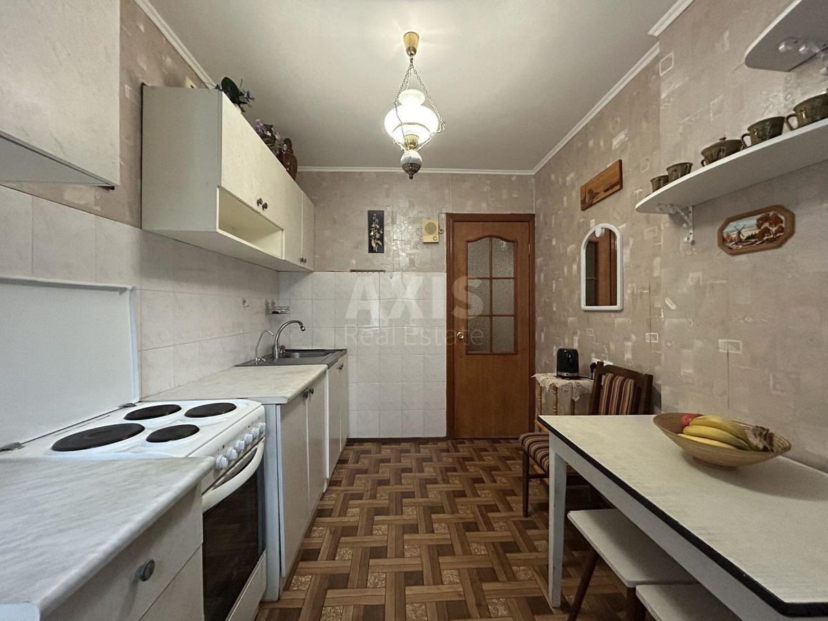 1k apartment vul. Dmytra Bagalija 8А0