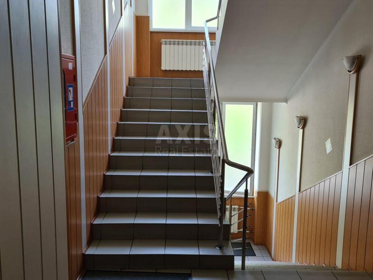 Office vul. Vasylenka Mykoly 21, 1686m2587324