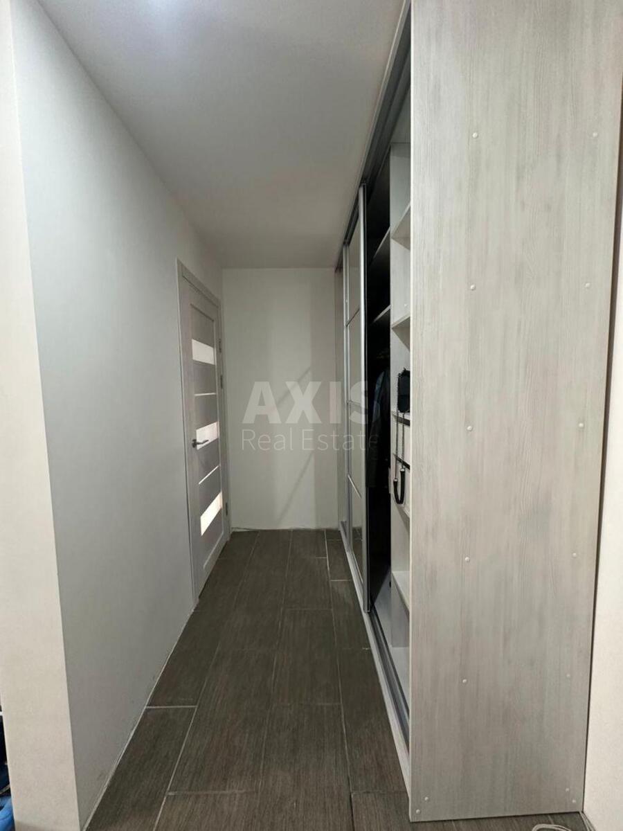 1k apartment vul. Jaltyns'ka 5Б5891512