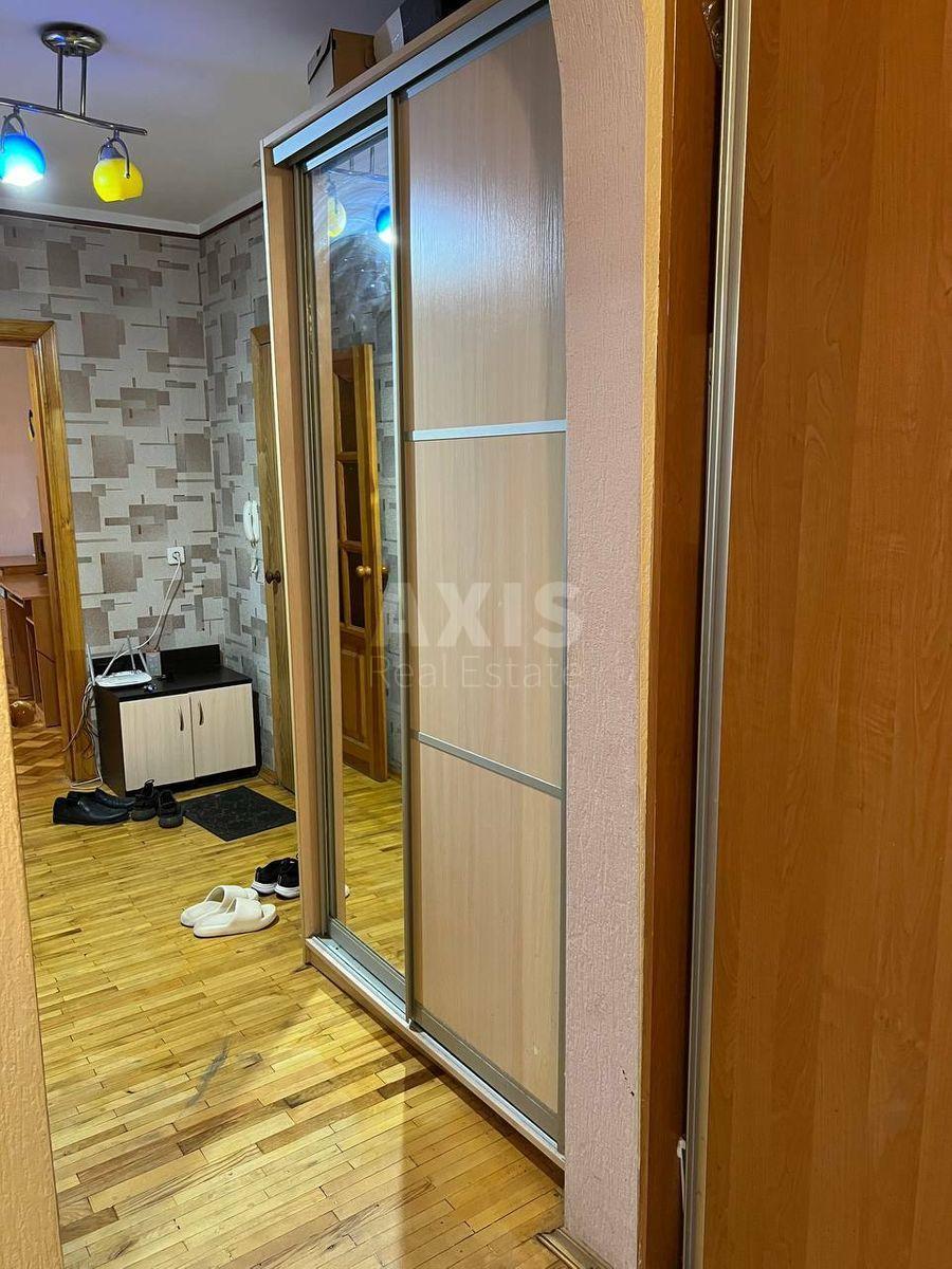 2k apartment vul. Rudenko Larysy 21А8