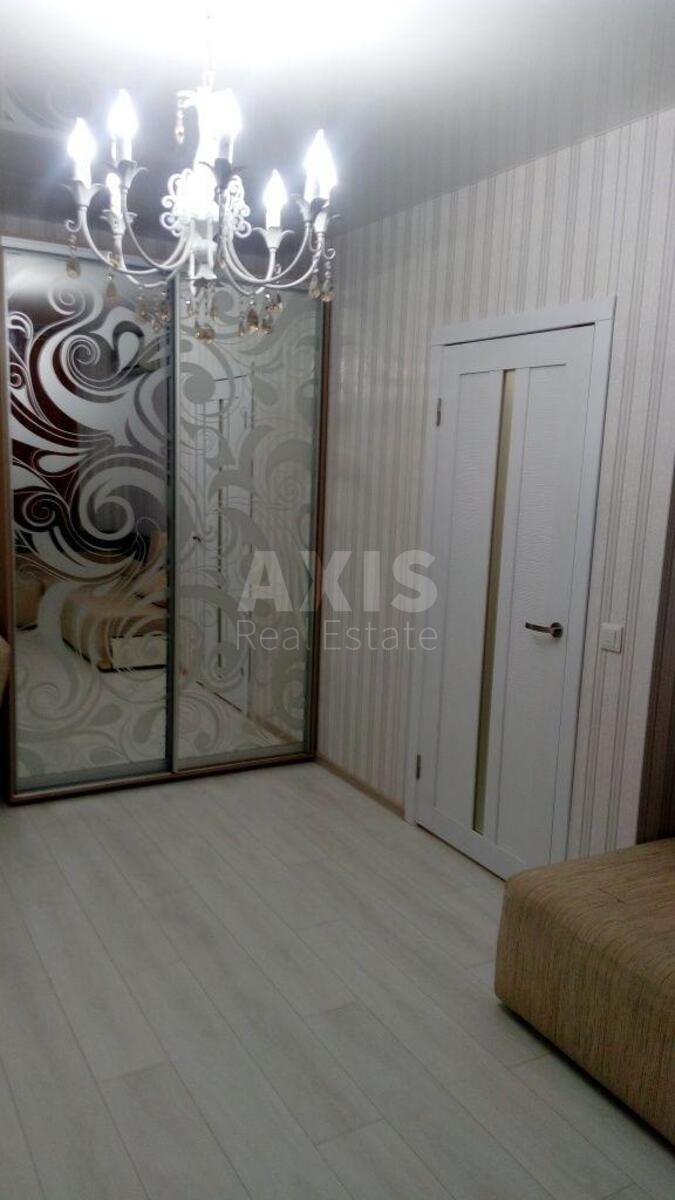 1k apartment vul. Petra Kalnyshevs'kogo 144