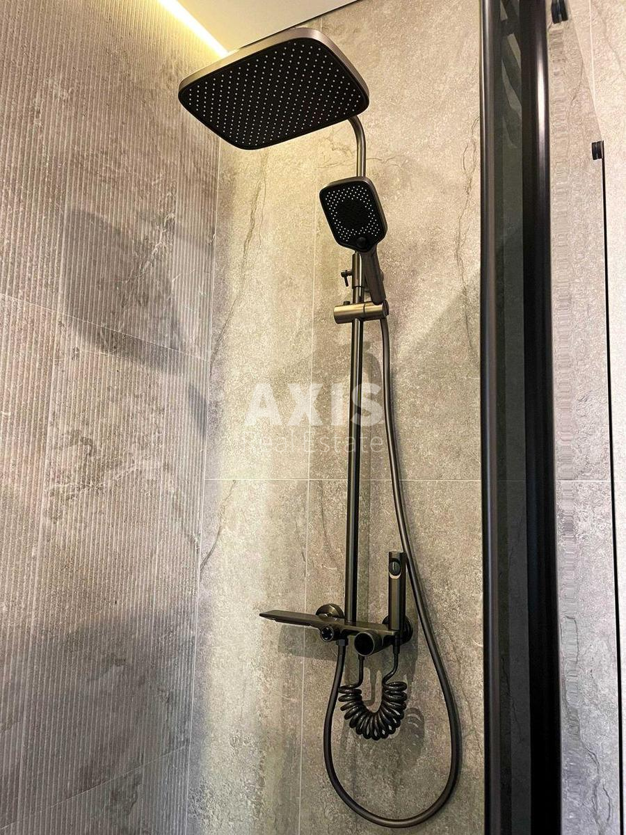 2k apartment vul. Revuc'kogo 4018