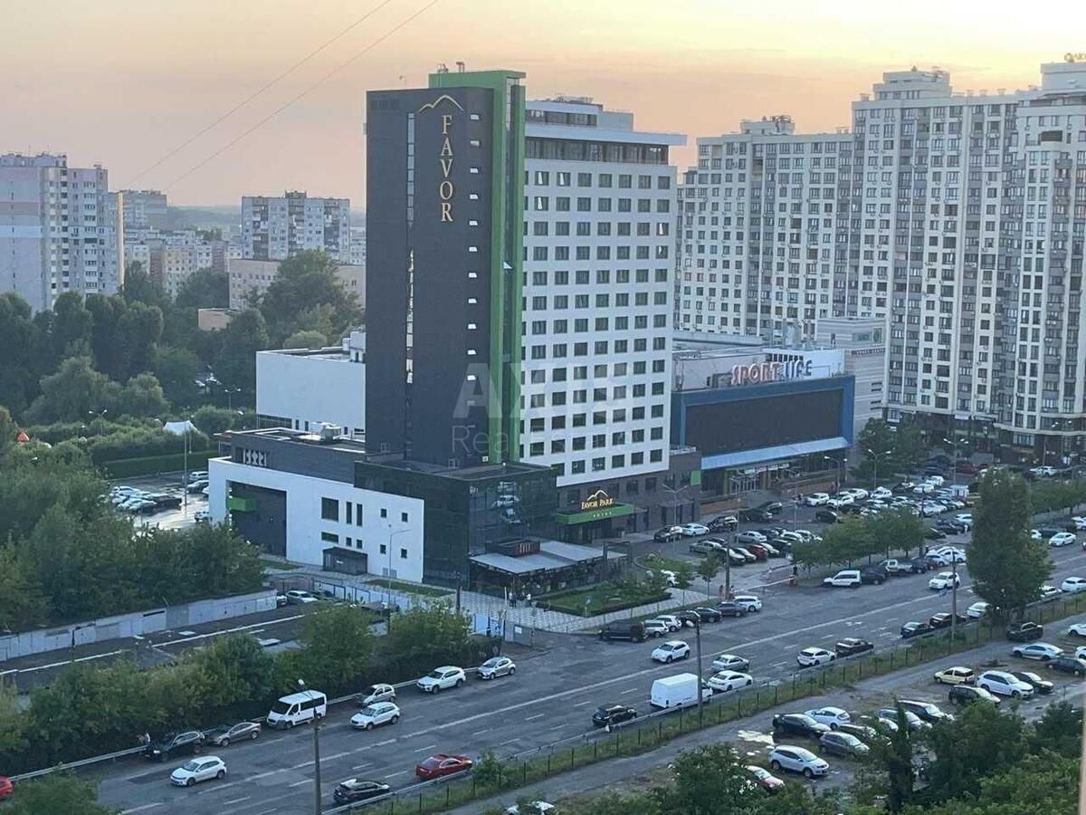 1k apartment pr-t Glushkova Akademika 6591009