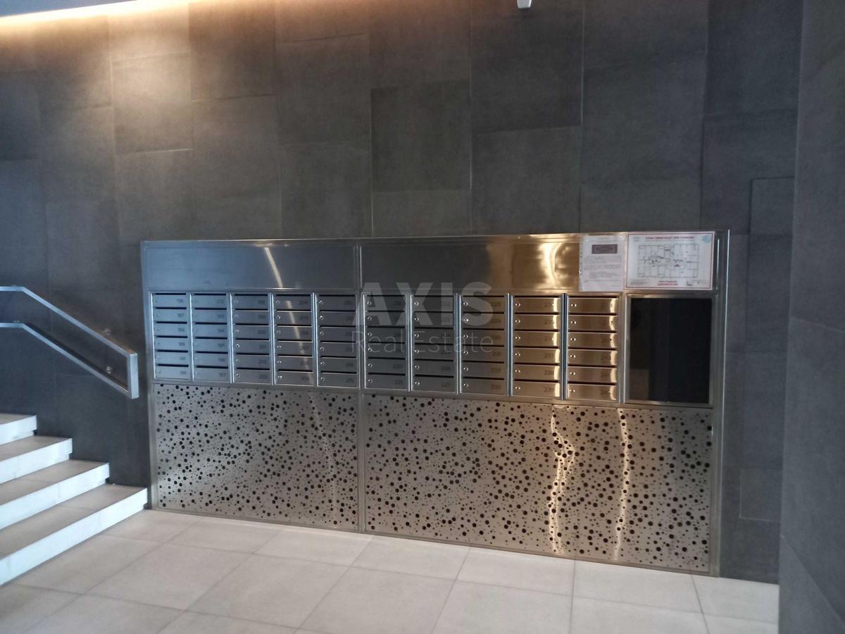 1k apartment vul. Saljutna 2Б14
