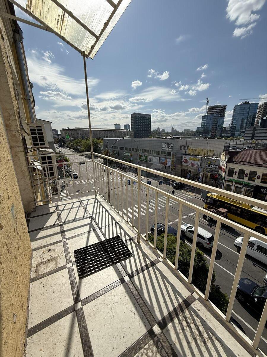 4k apartment vul. Antonovycha 475962512