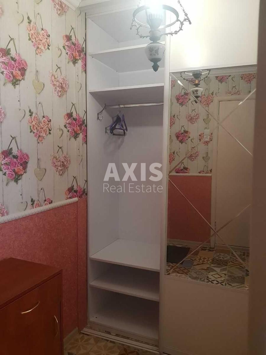 1k apartment vul. Serafymovycha 5394615