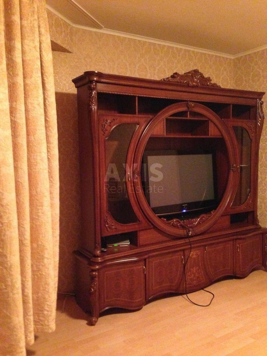 2k apartment vul. Mykil's'ko-Slobids'ka 2В3