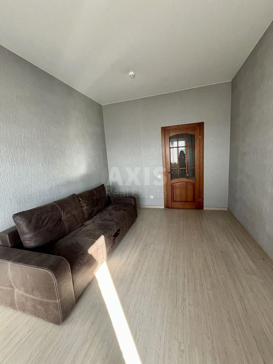 3k apartment vul. Zlatoustivs'ka 166