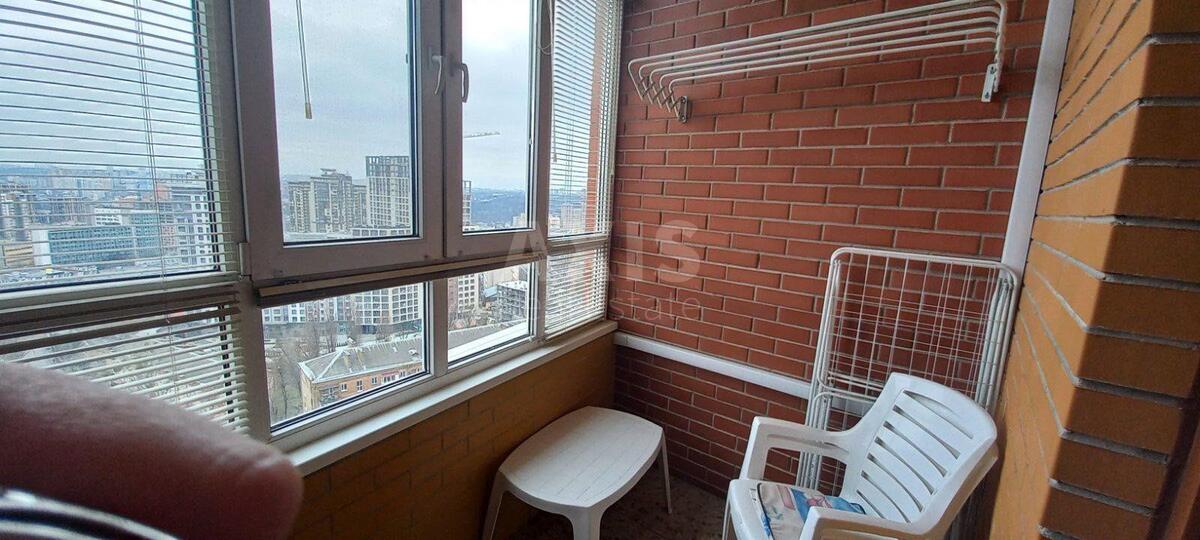 2k apartment vul. Jevgena Konoval'cja 36В10