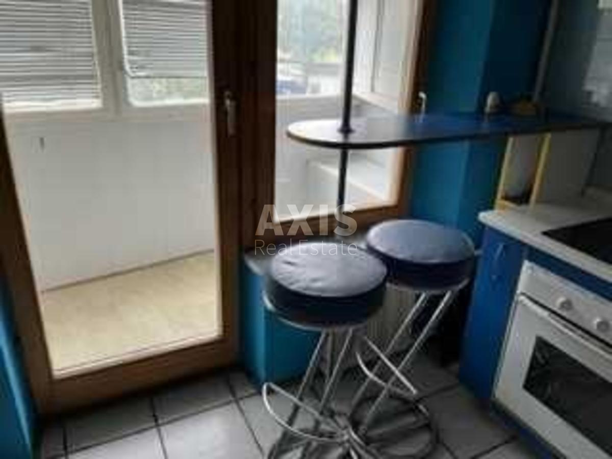 3k apartment vul. Pryozerna 2Б0