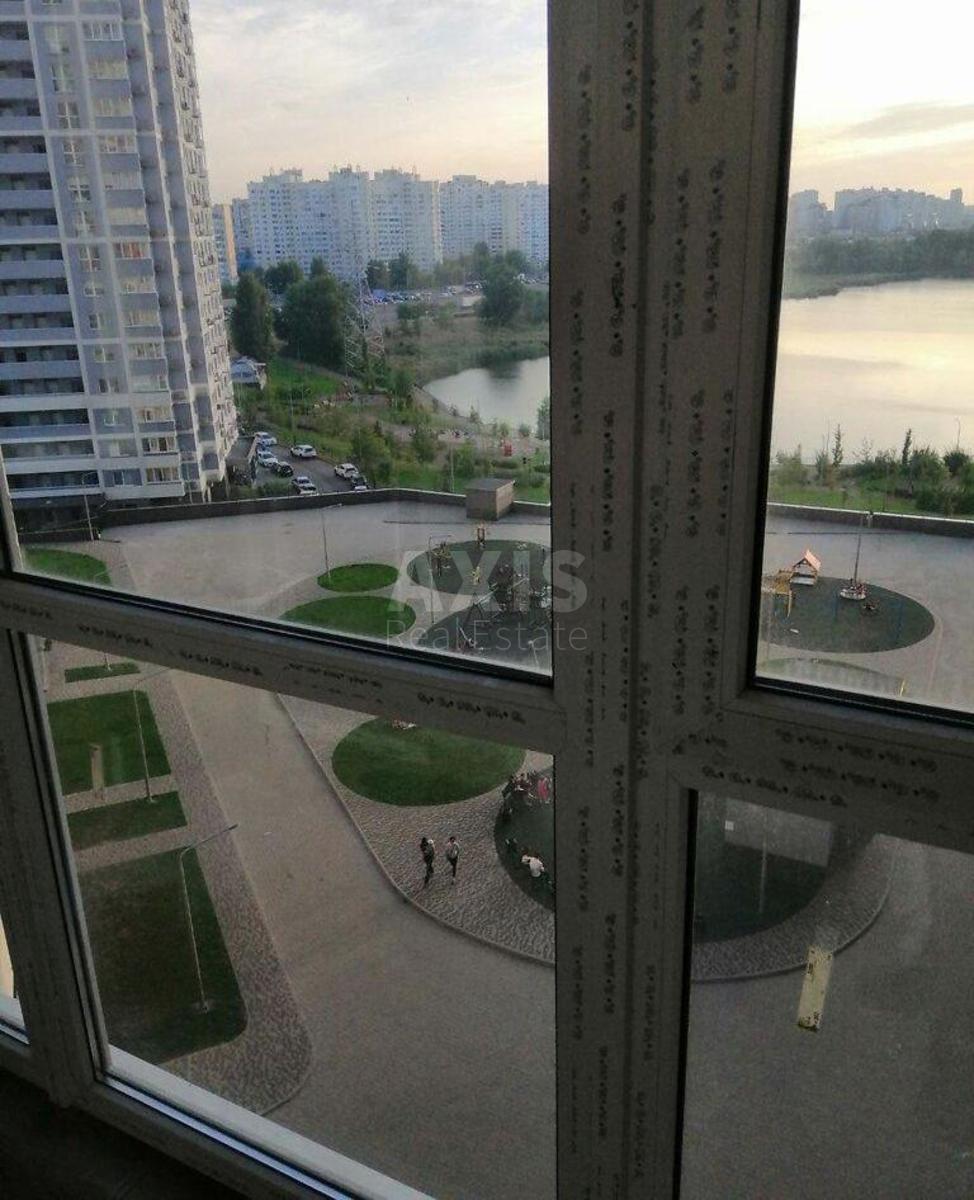 2к квартира ул. Ревуцкого 40В0