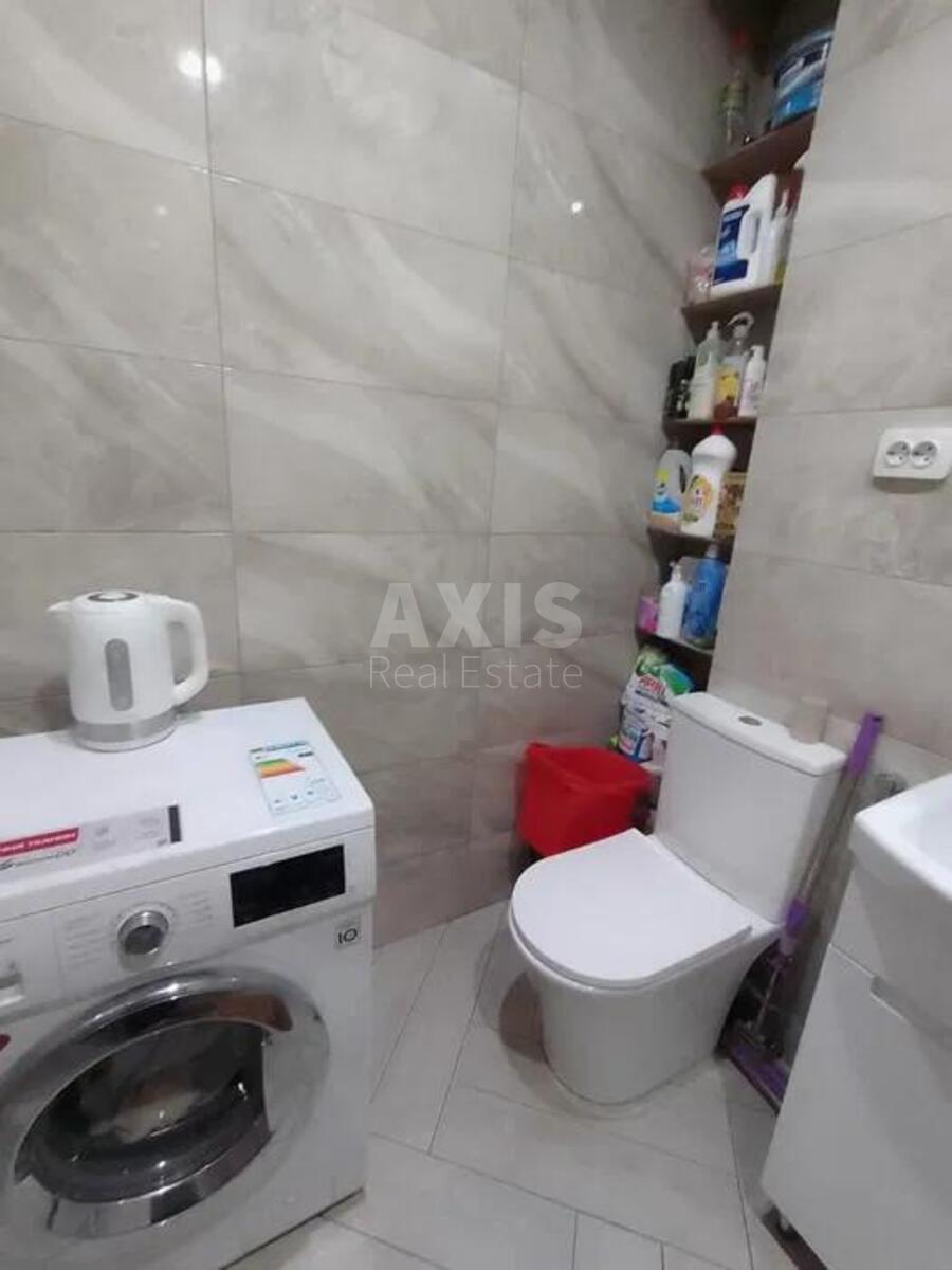 1k apartment vul. Radystiv 40/46