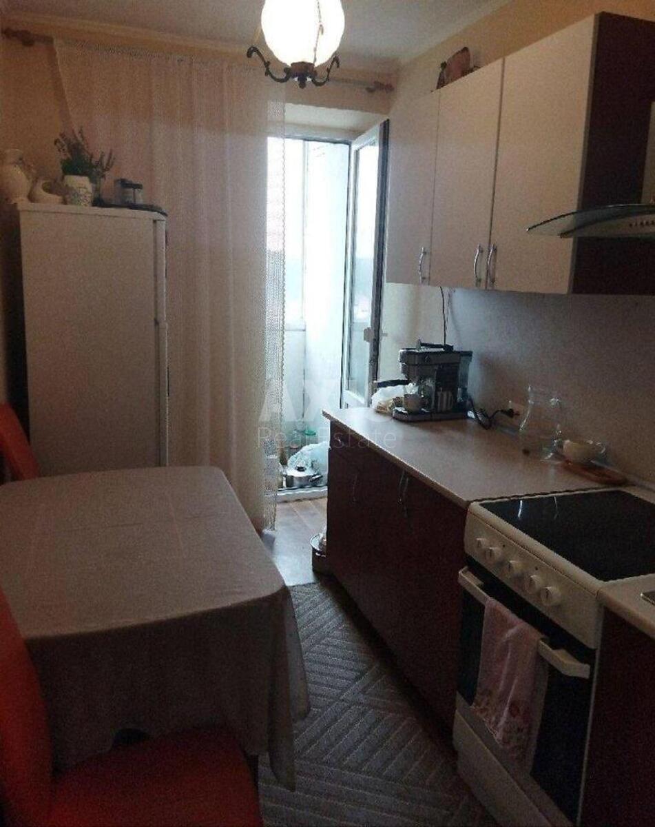 2к квартира ул. Ташкентская 330