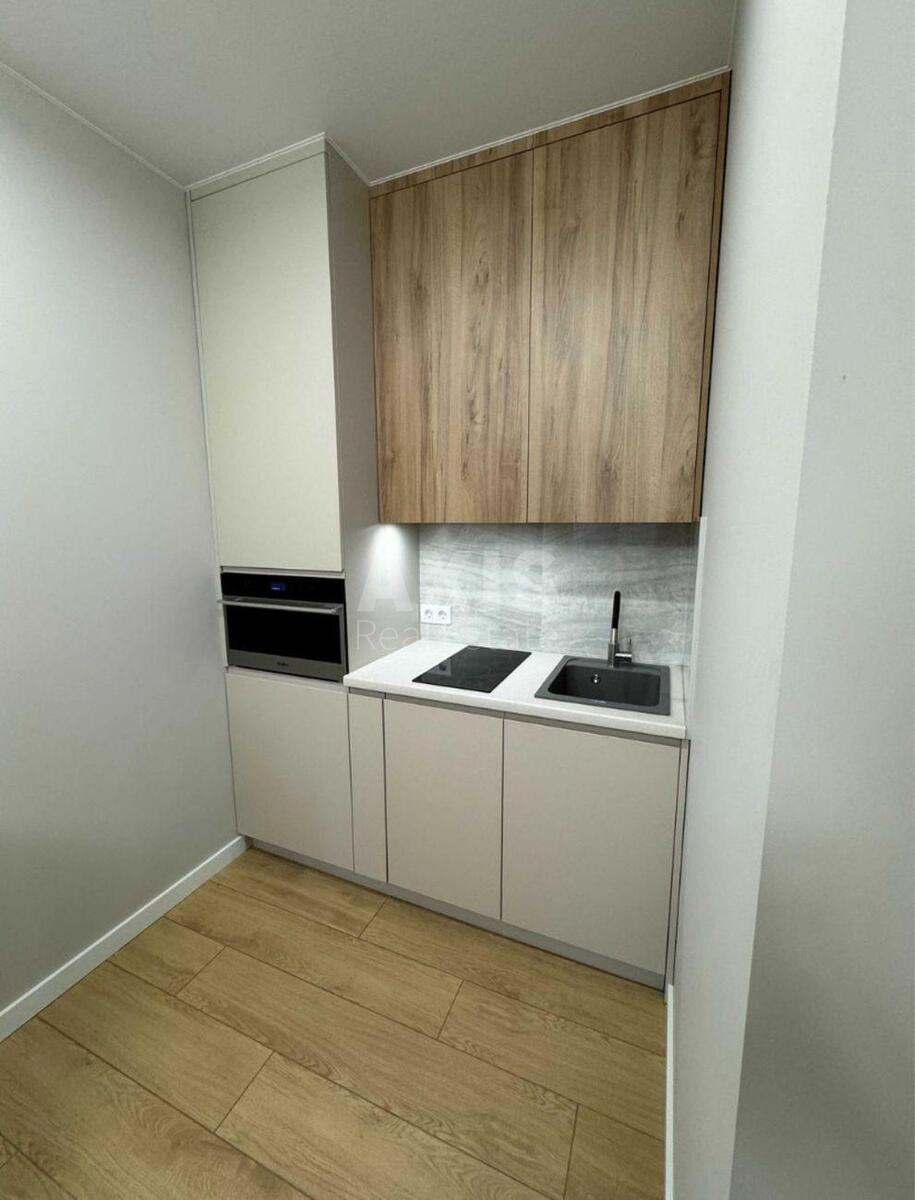 2k apartment bul. Ryl's'kogo Tadeja 15
