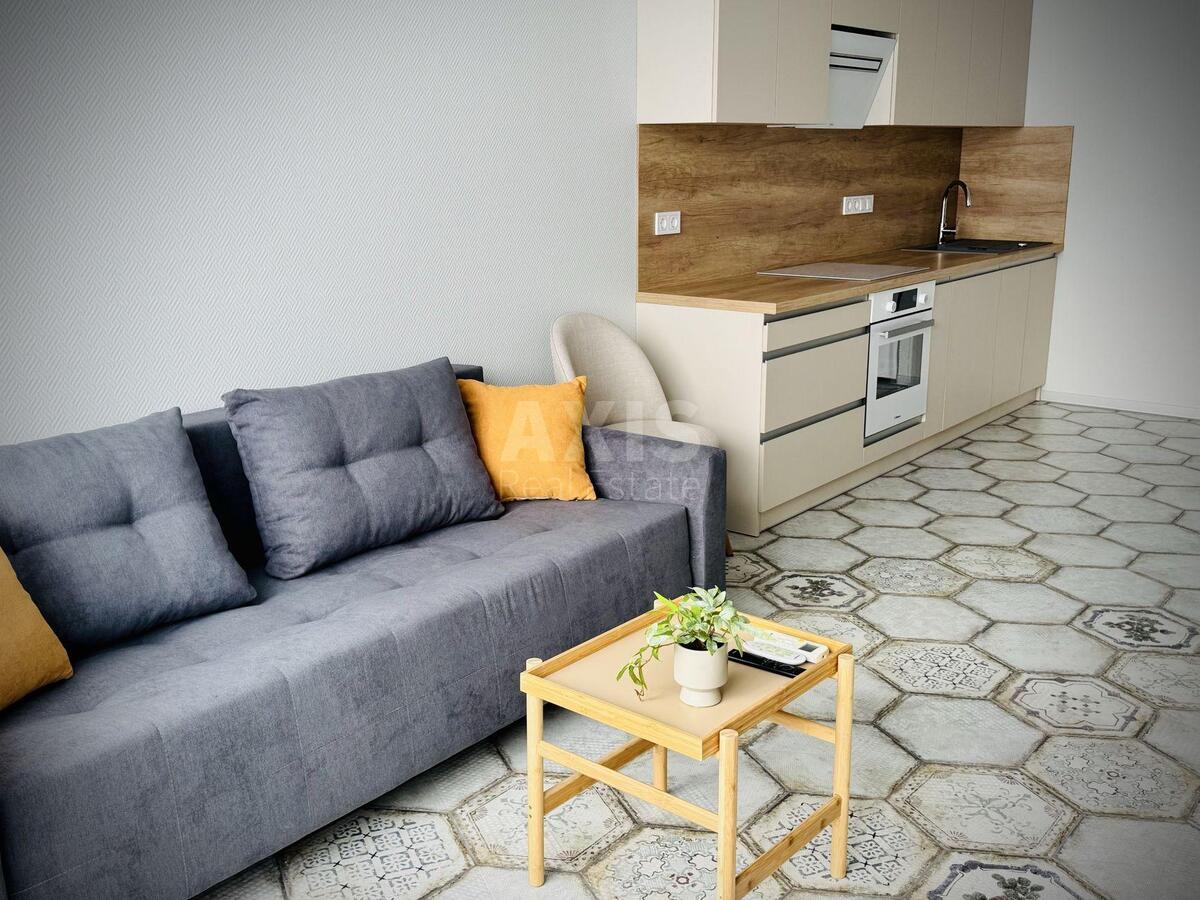 2k apartment vul. Sverstjuka Jevgena 4594982