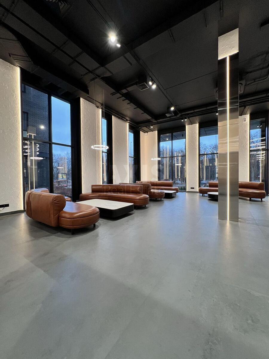 Office vul. Krasylivs'ka 9, 270m29