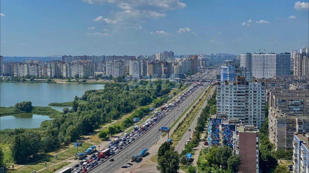 3k apartment vul. Kamianska 67