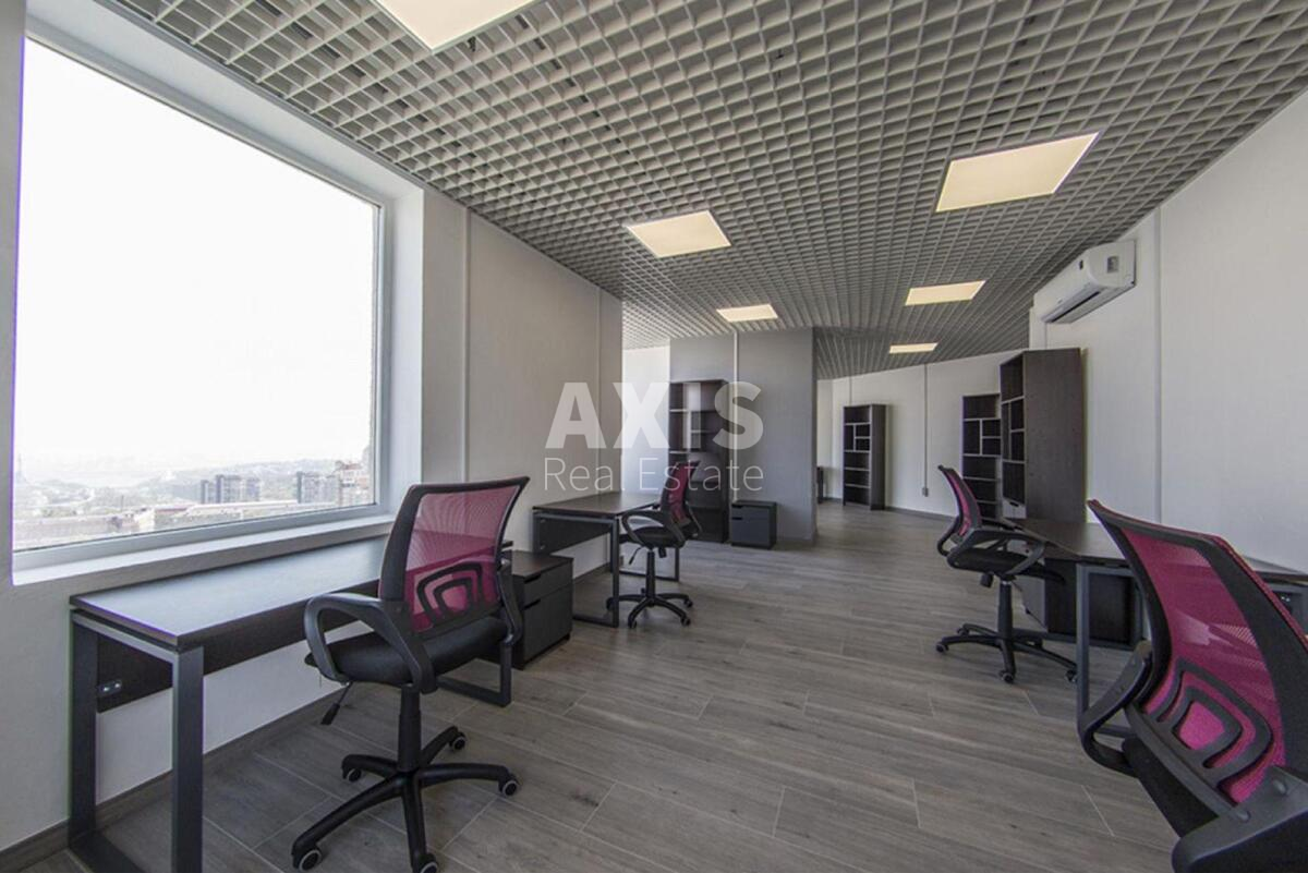 Office vul. Panasa Myrnogo 17, 445m2616568